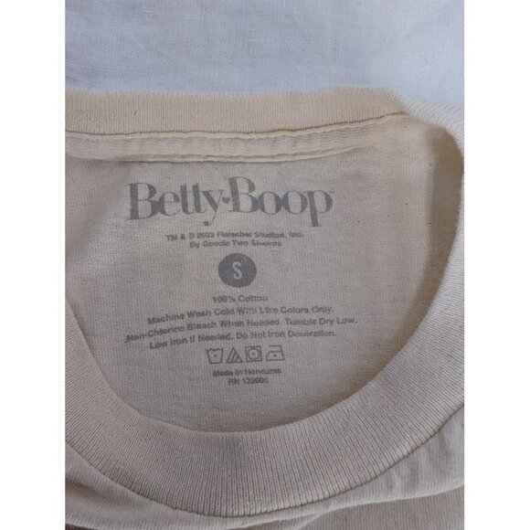 Betty Boop women's size small cowgirl t shirt off white short sleeve T10 - Picture 5 of 7
